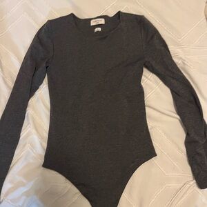 Aritzia Contour Long Sleeve body suit